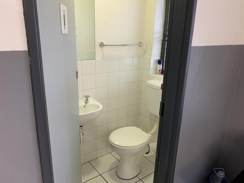To Let Commercial Property for Rent in Paarden Eiland Western Cape
